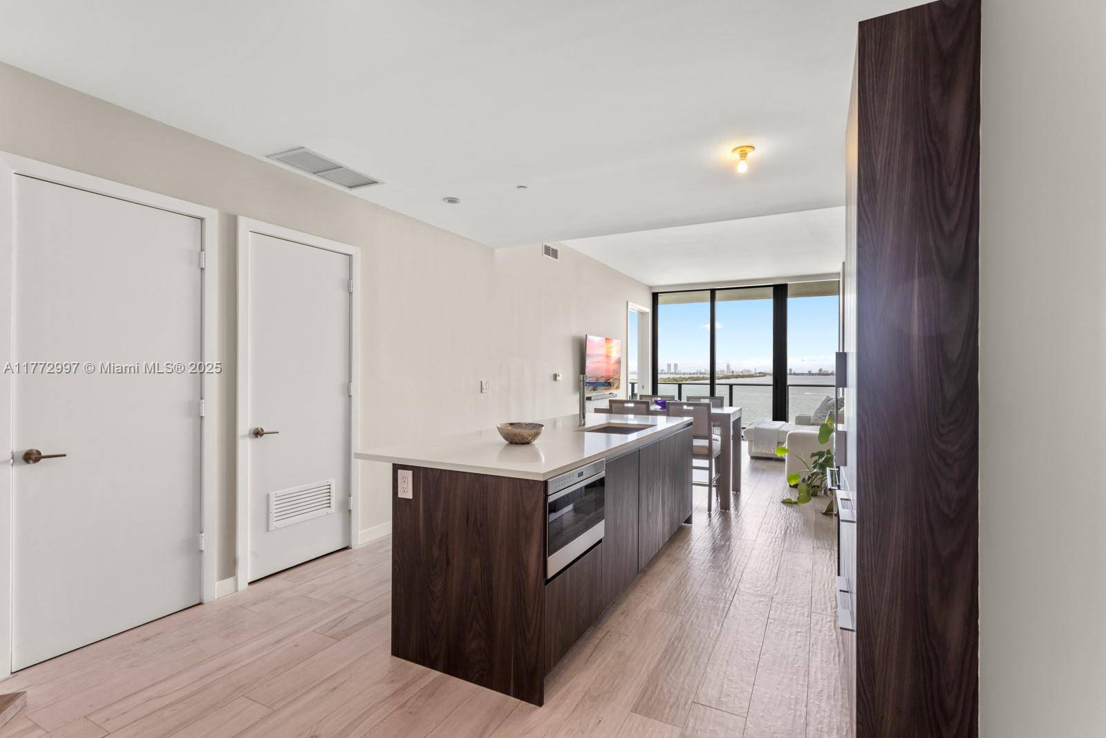 Miami, FL 33137,480 NE 31st St #1005