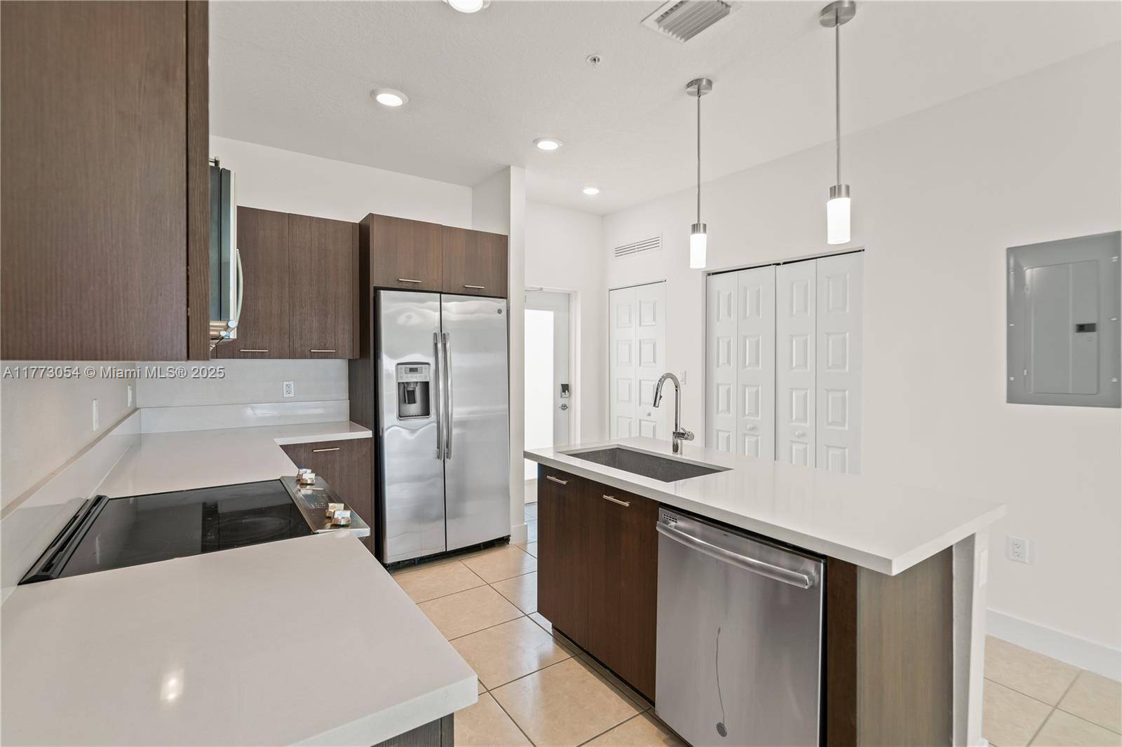Doral, FL 33166,4640 NW 84 AVE #41