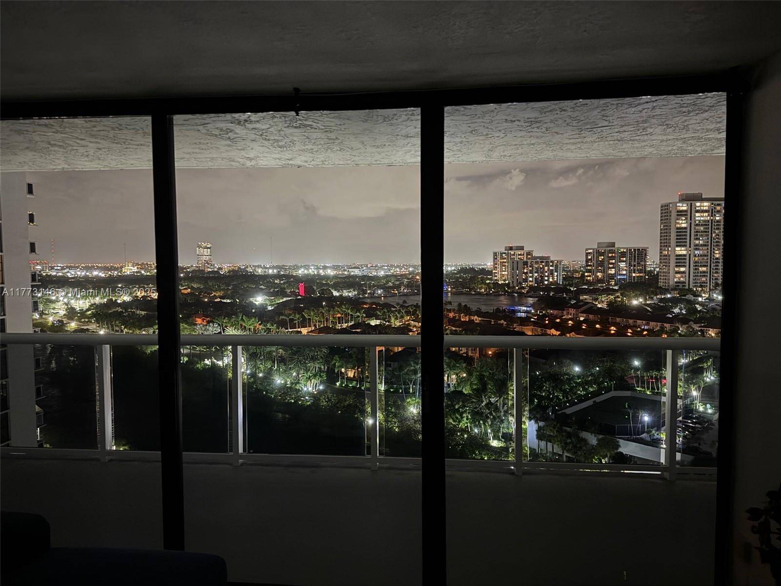 Aventura, FL 33180,20515 E Country Club Dr #1641