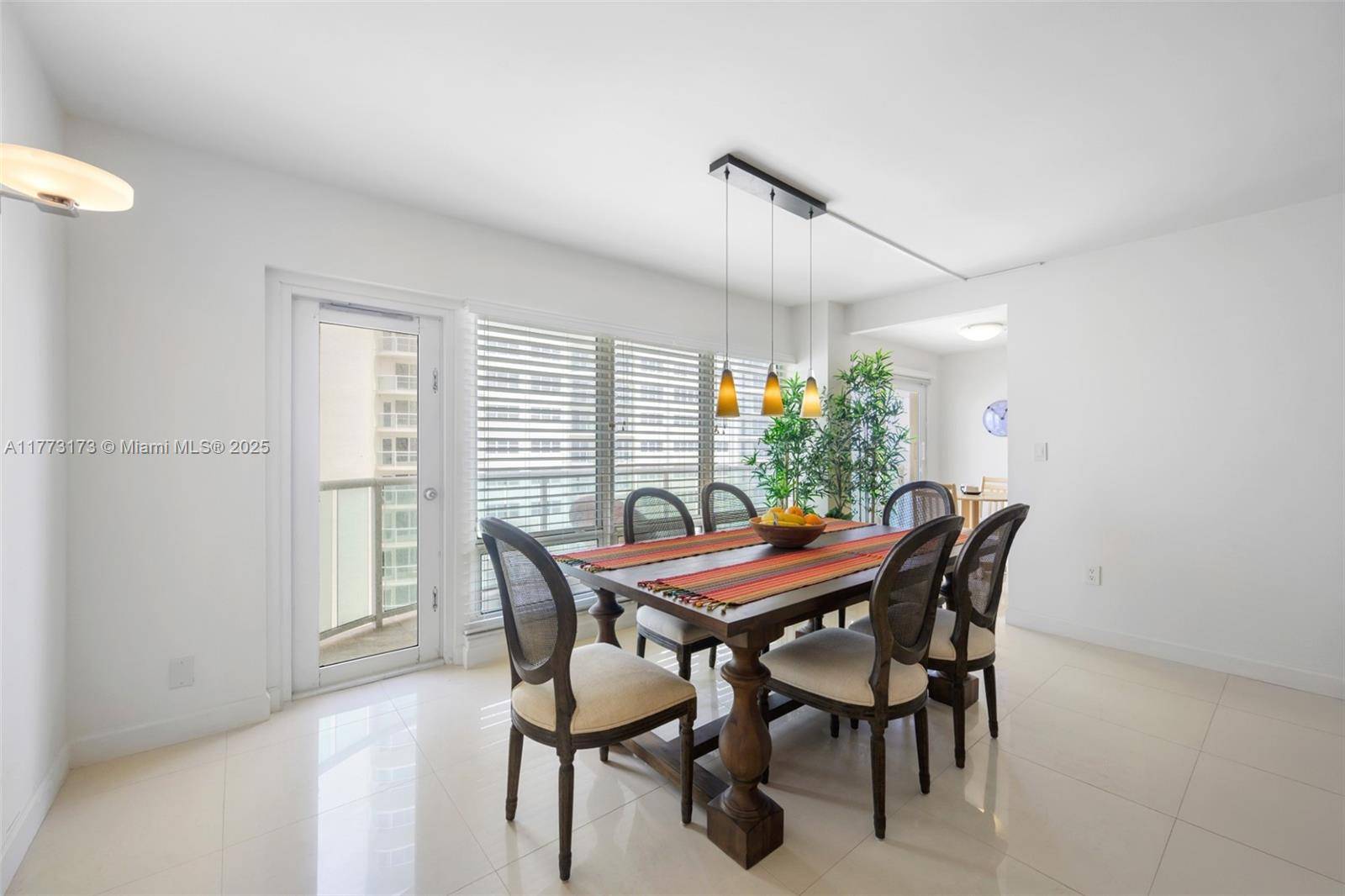 Fort Lauderdale, FL 33308,3400 Galt Ocean Dr #1105S