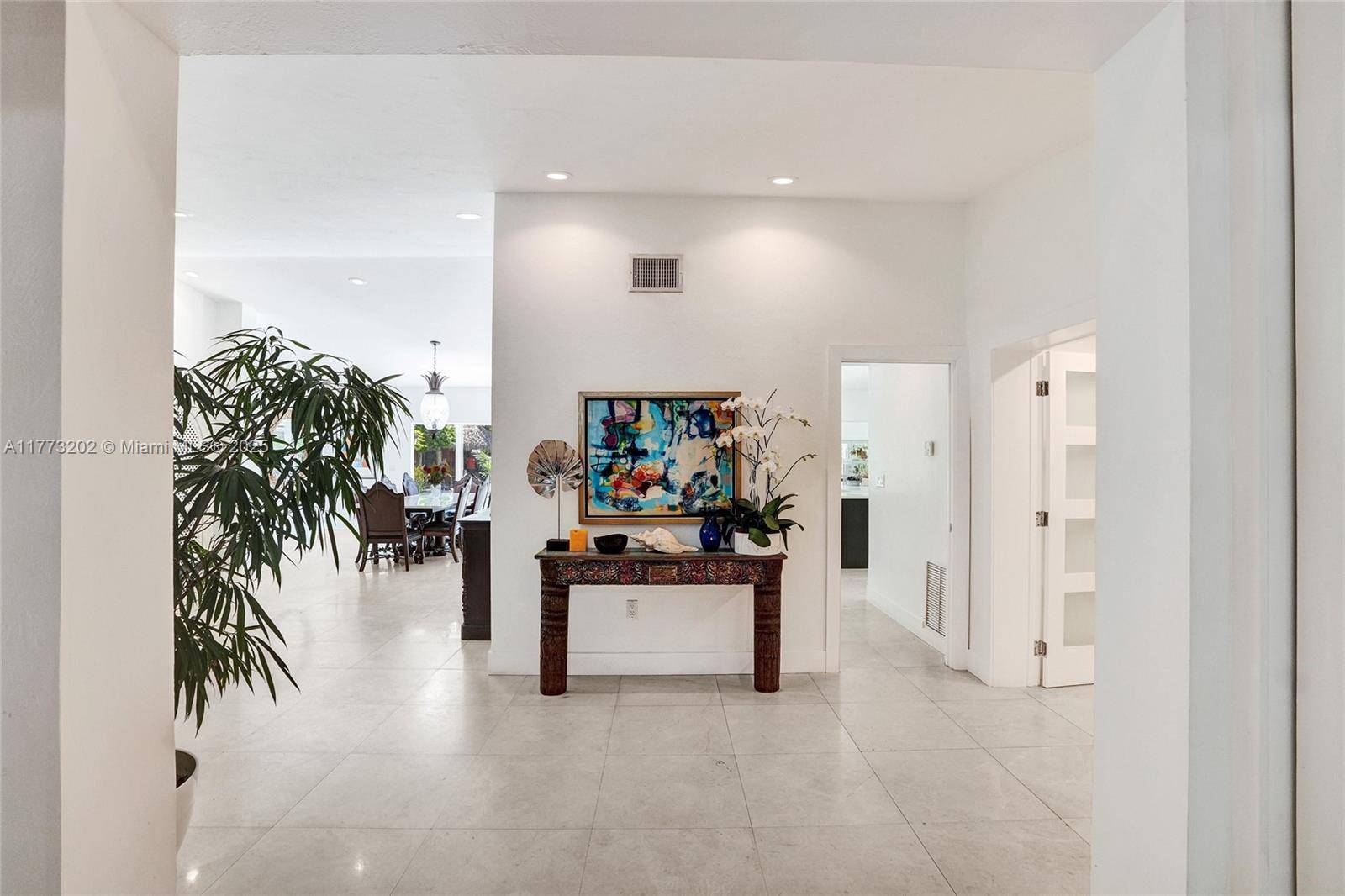 Pinecrest, FL 33156,11850 SW 69th Ave