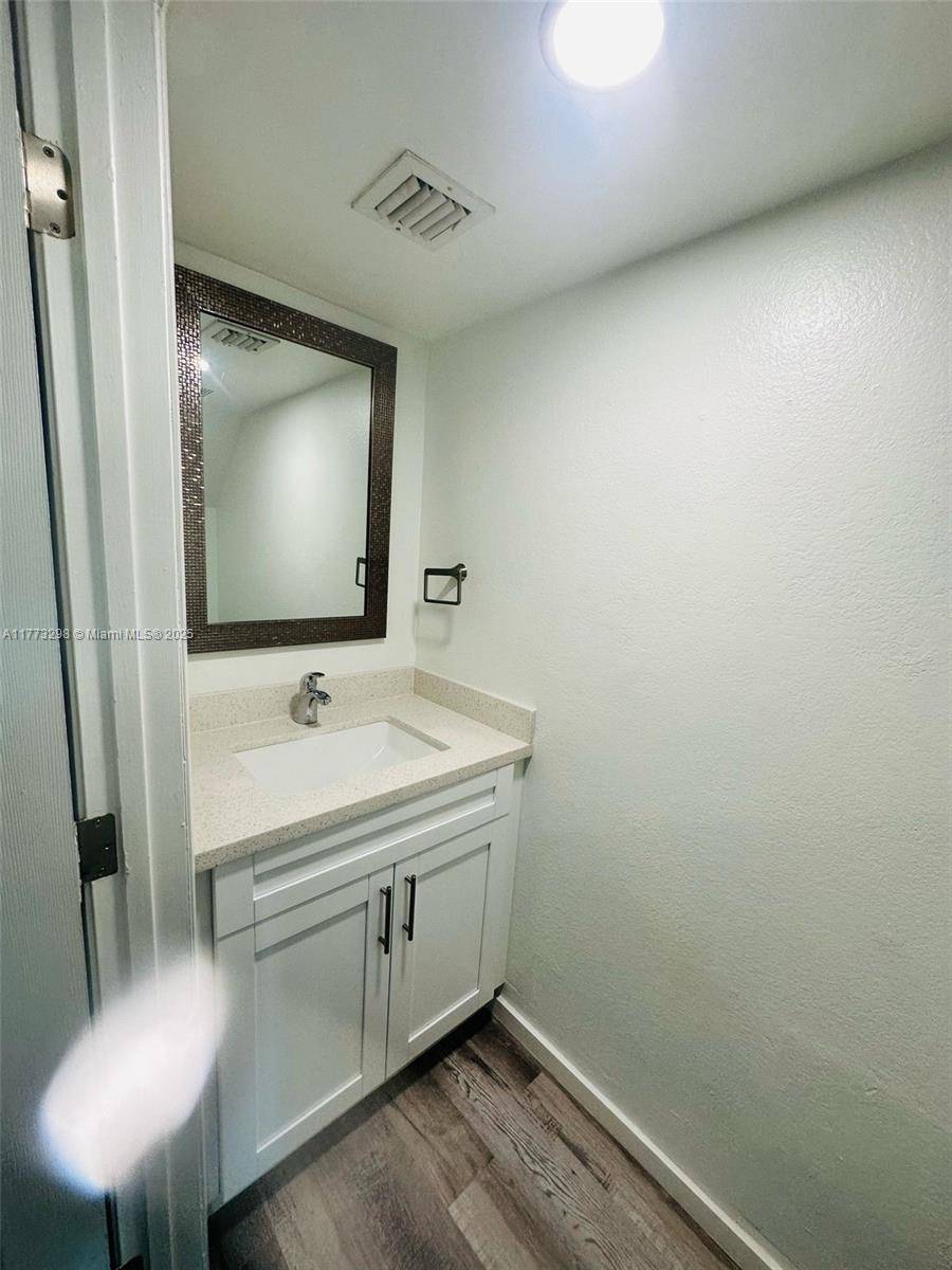 Miami, FL 33193,14900 SW 82nd Ter #14-204