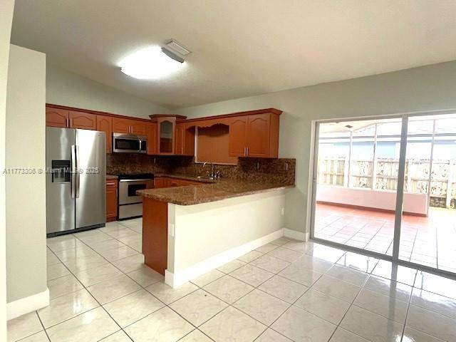 Miami, FL 33177,14526 SW 170th St