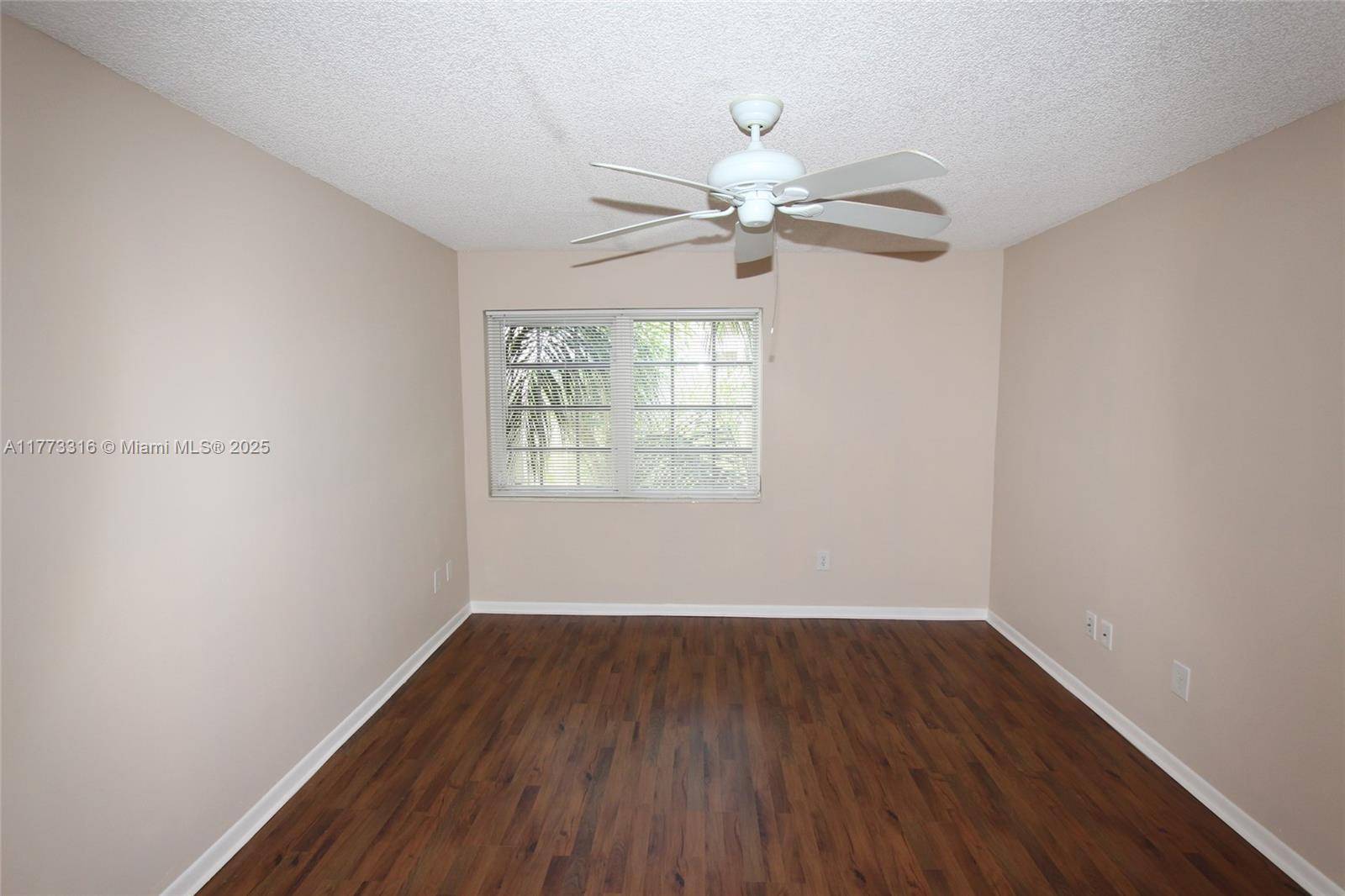 Cutler Bay, FL 33189,21133 SW 85th Ave #303