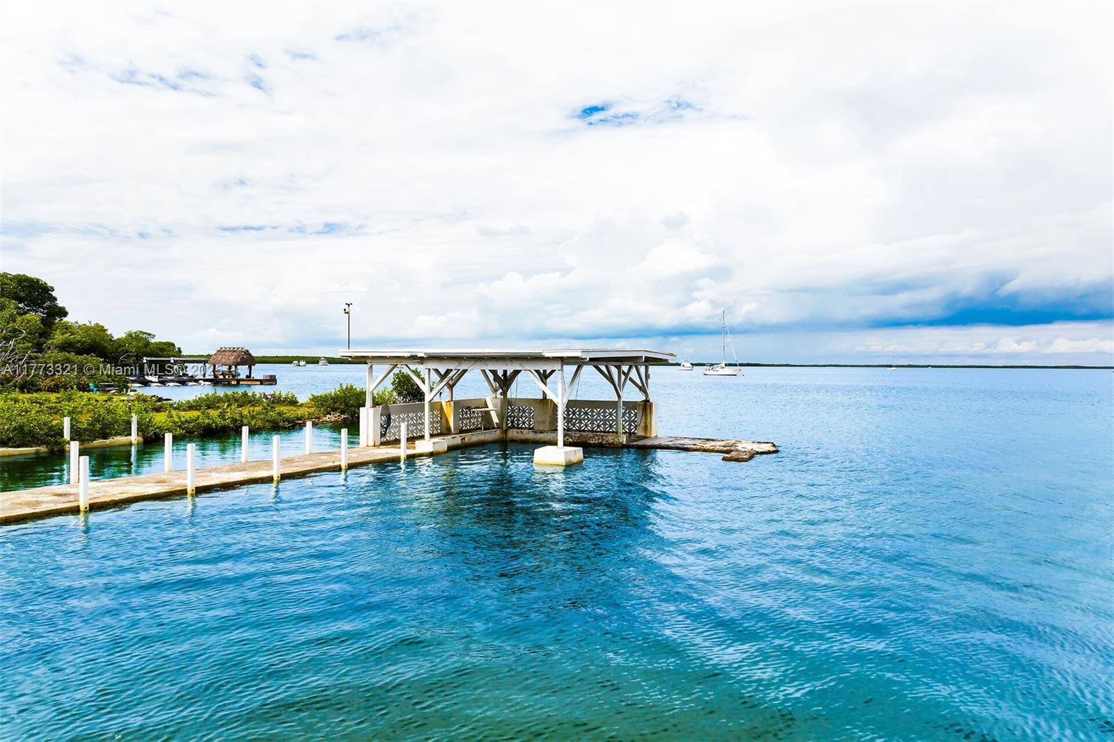 Key Largo, FL 33037,101720 Overseas Hwy