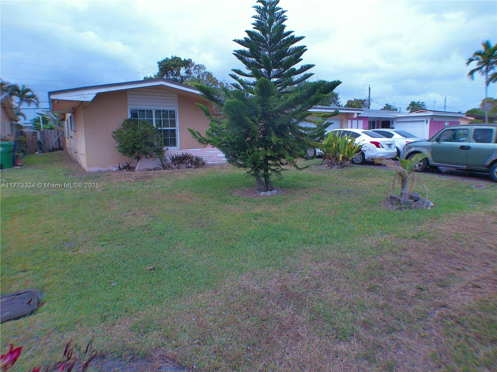 Miramar, FL 33023,6761 Pansy Dr