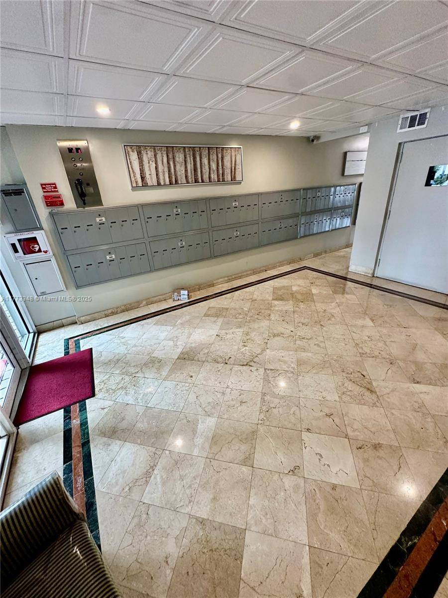 Hallandale Beach, FL 33009,1893 S Ocean Dr #601
