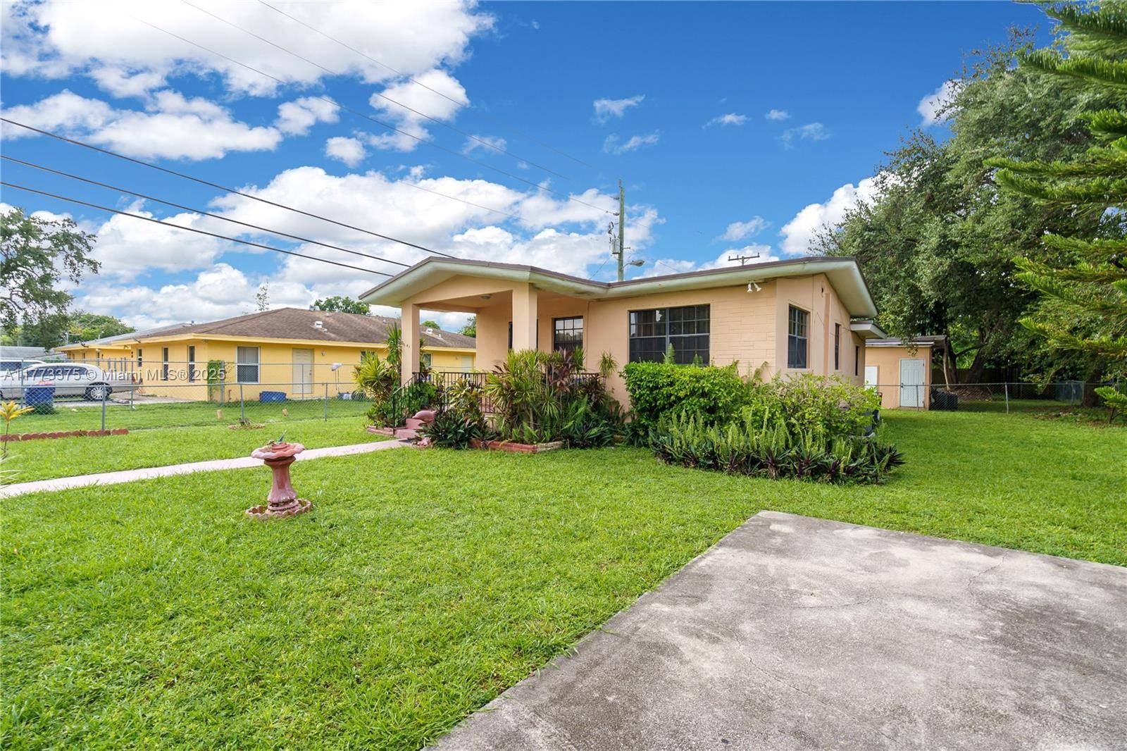 Miami, FL 33147,2041 NW 100th St