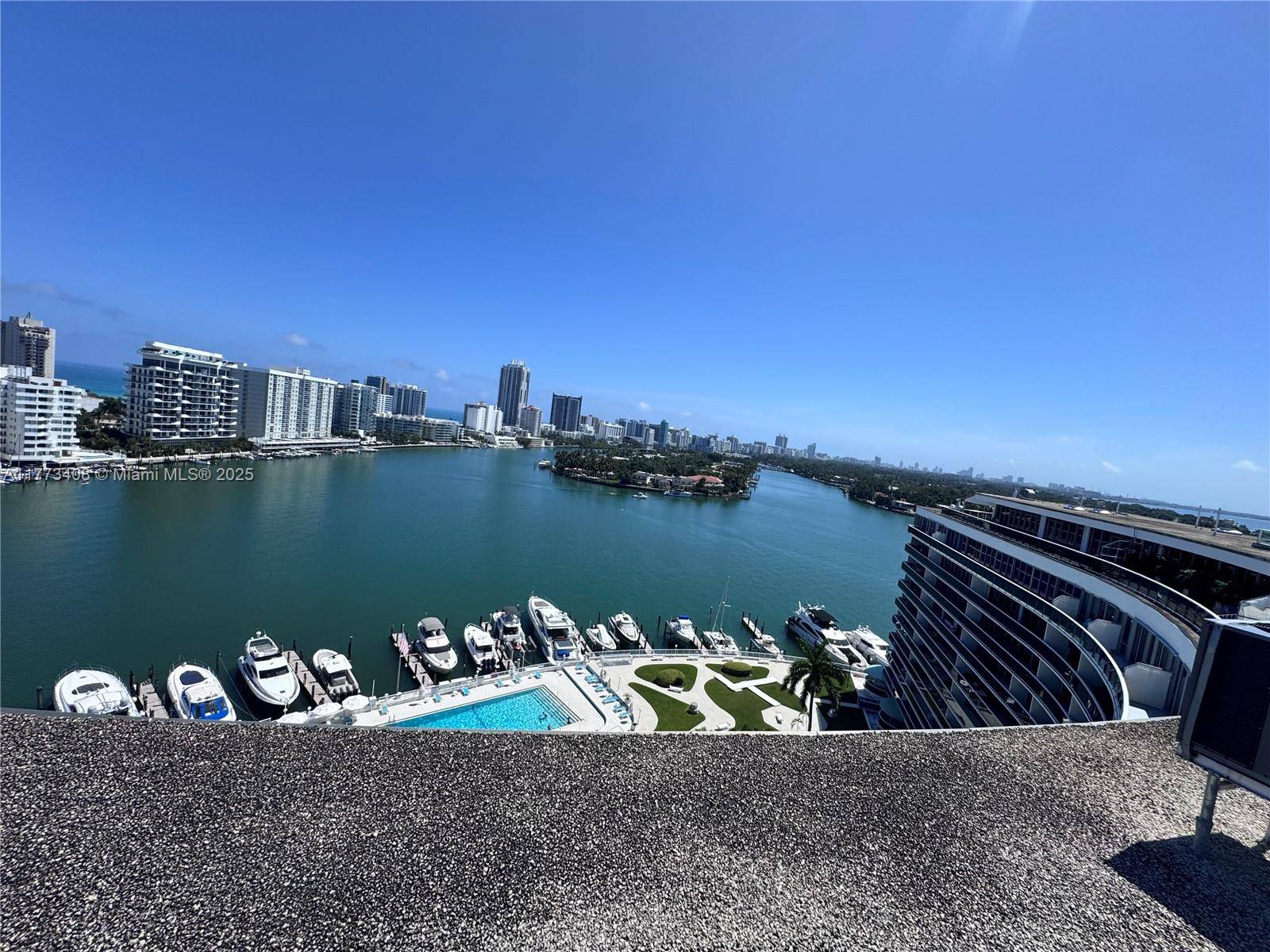 Miami Beach, FL 33141,900 Bay Dr #LA-2