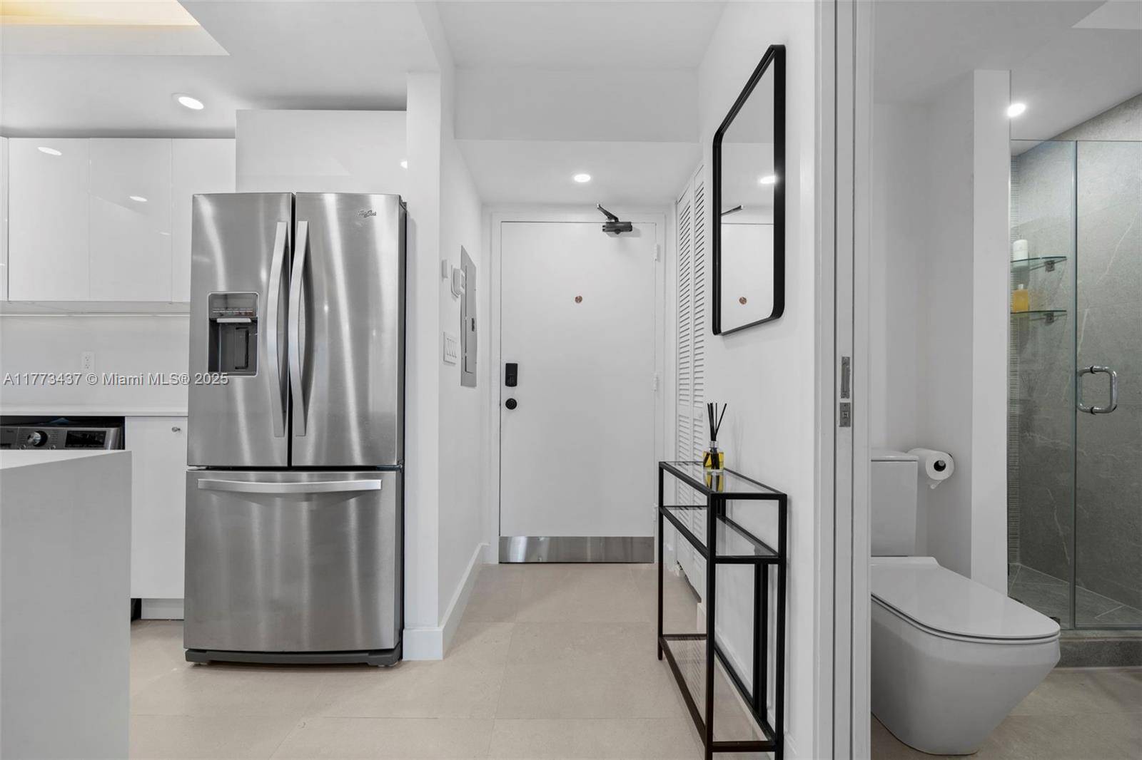 Miami Beach, FL 33139,345 Ocean Dr #326