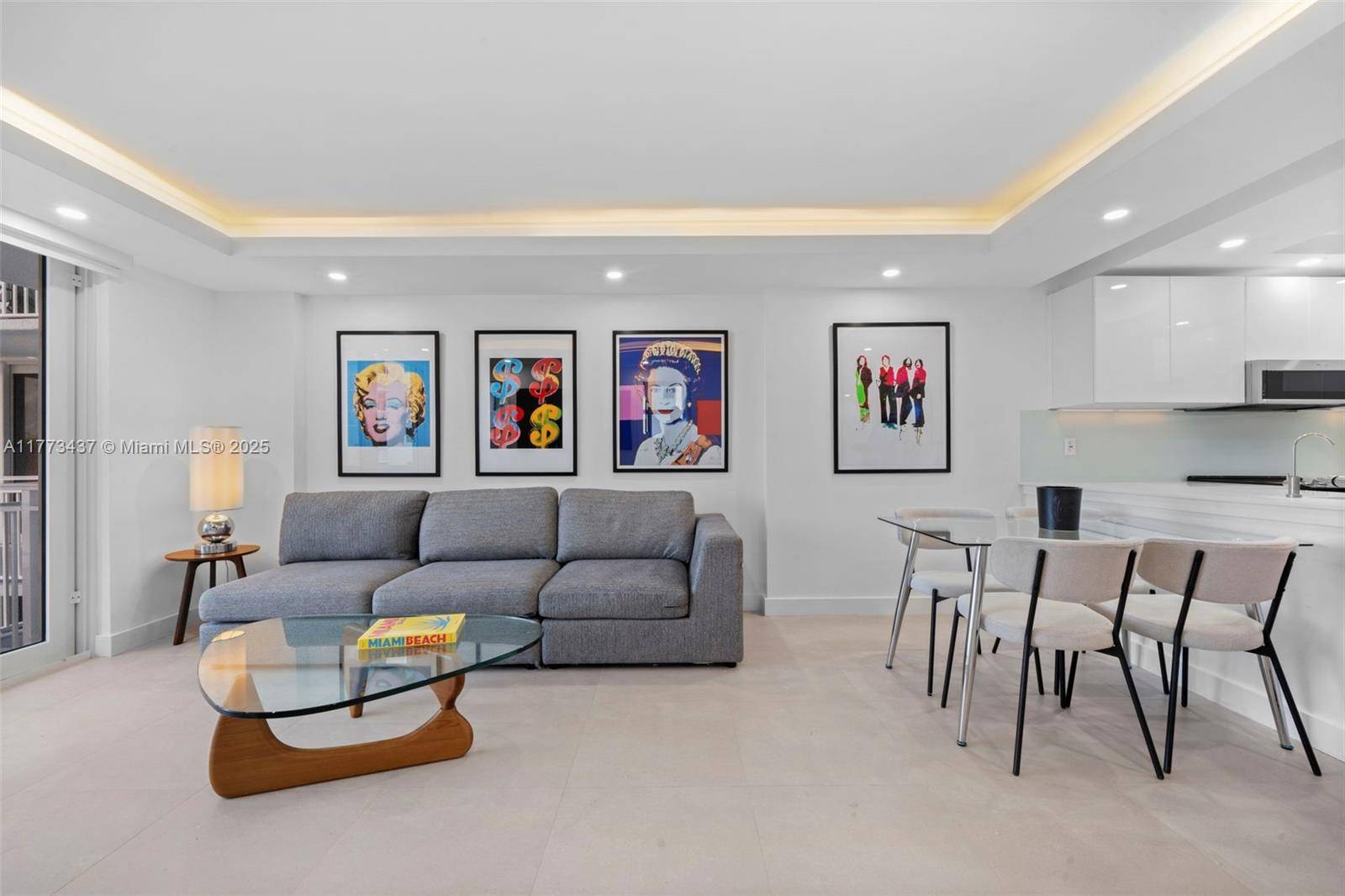Miami Beach, FL 33139,345 Ocean Dr #326