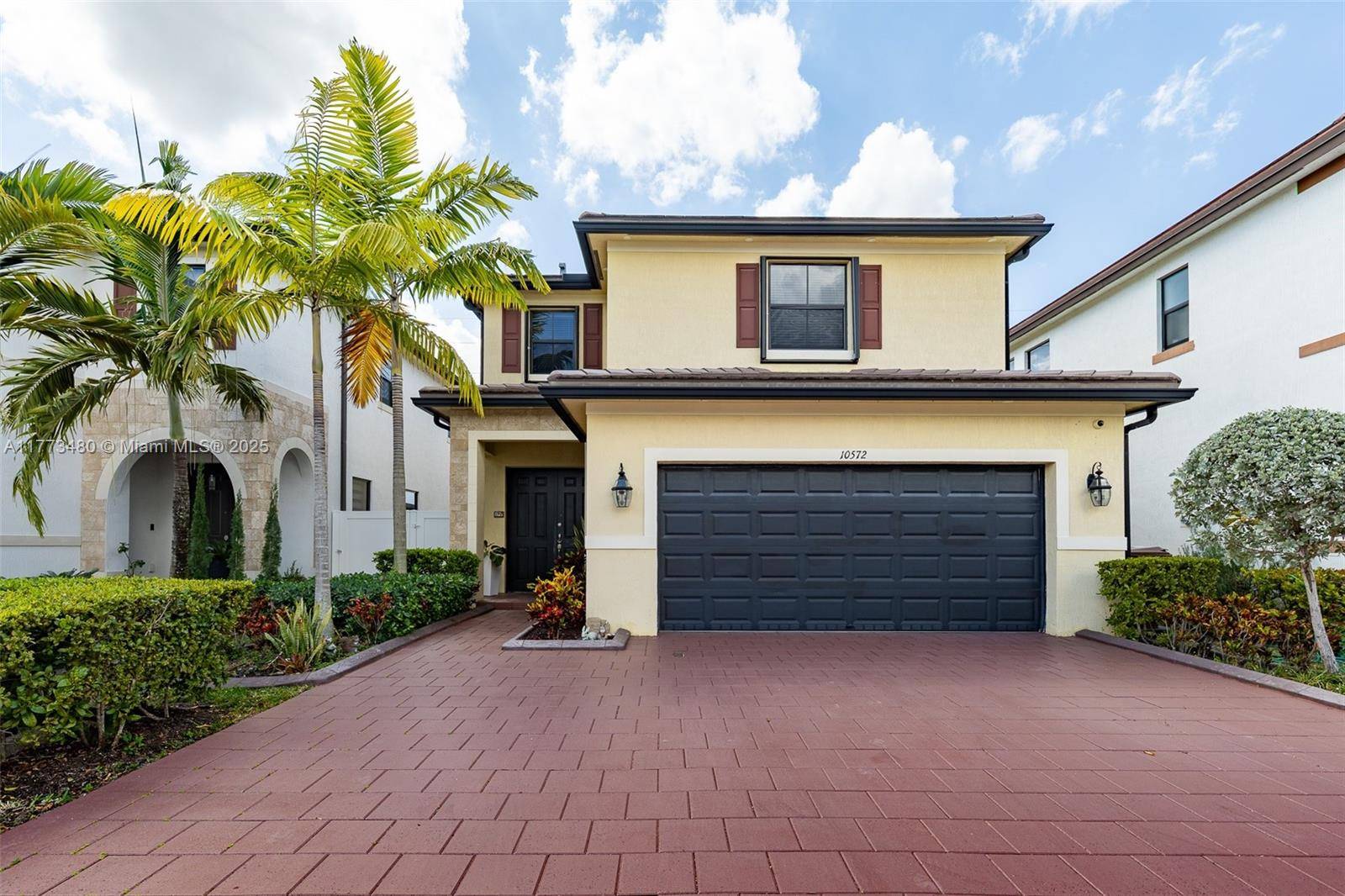 Hialeah, FL 33018,10572 W 35th Way