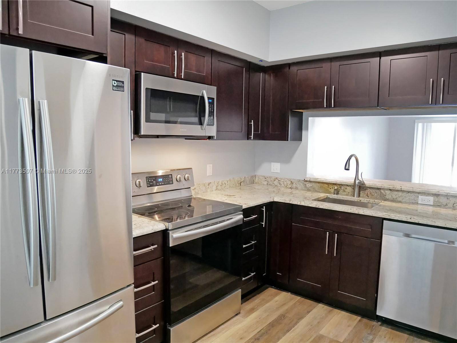 Plantation, FL 33324,198 SW 96th Ave #198