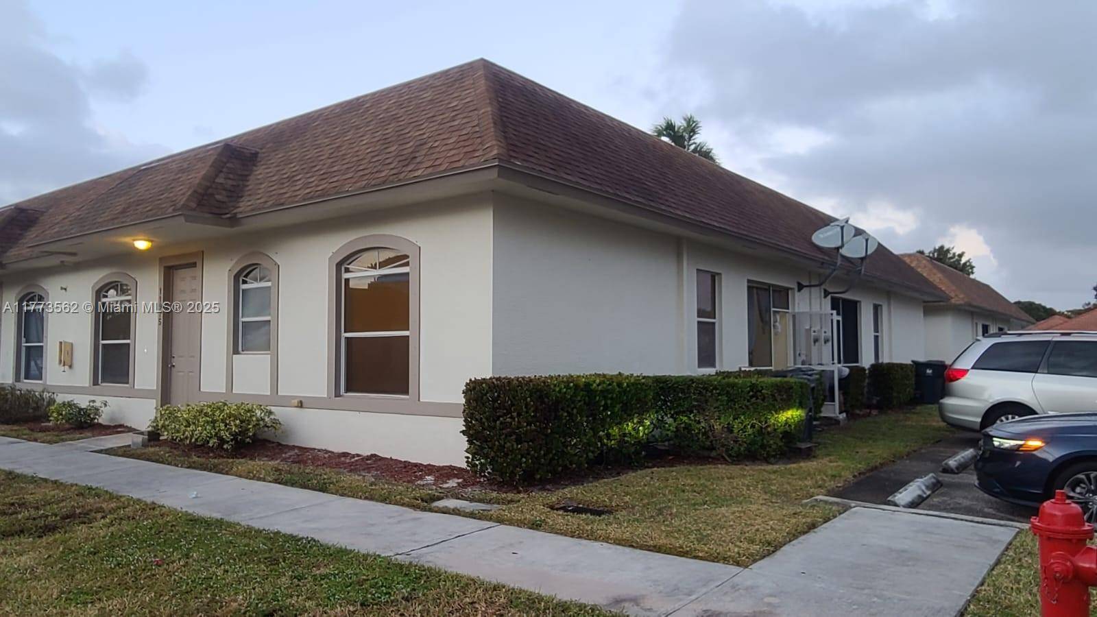 Wellington, FL 33414,11975 Sturbridge Ln