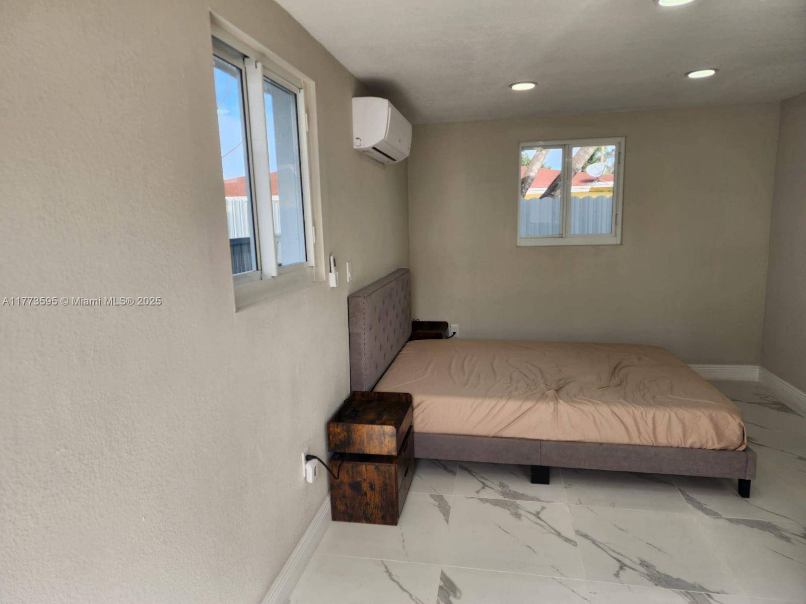 Miami, FL 33177,20731 SW 117th Ave ##1