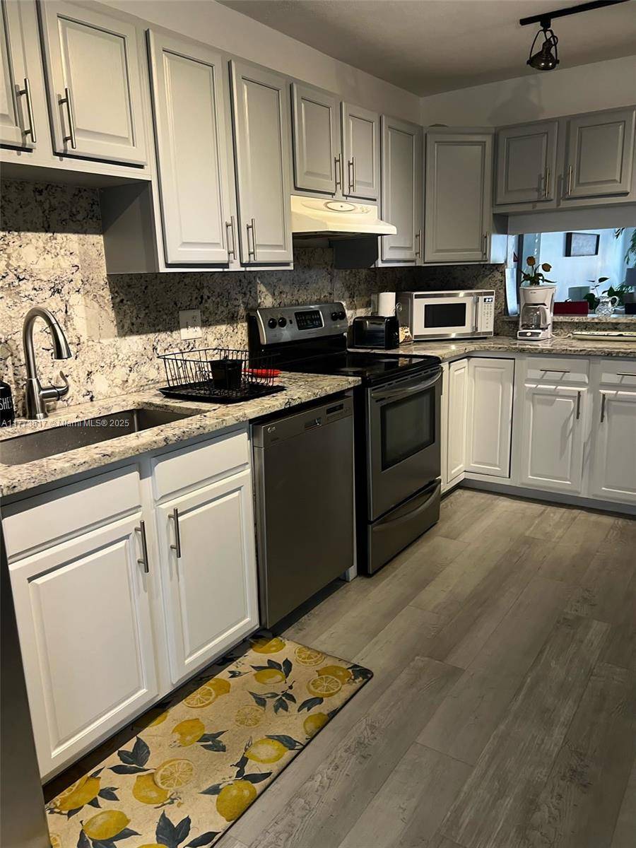 Dania Beach, FL 33314,5414 SW 44th Ave #5414