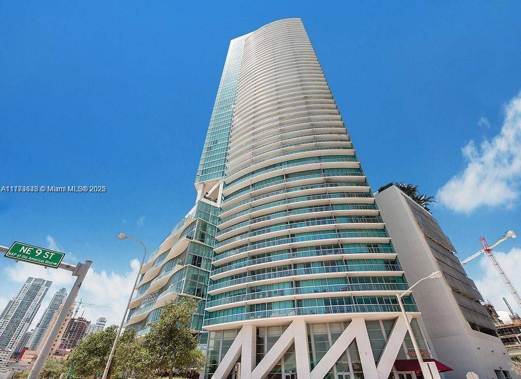 Miami, FL 33132,888 Biscayne Blvd #3910
