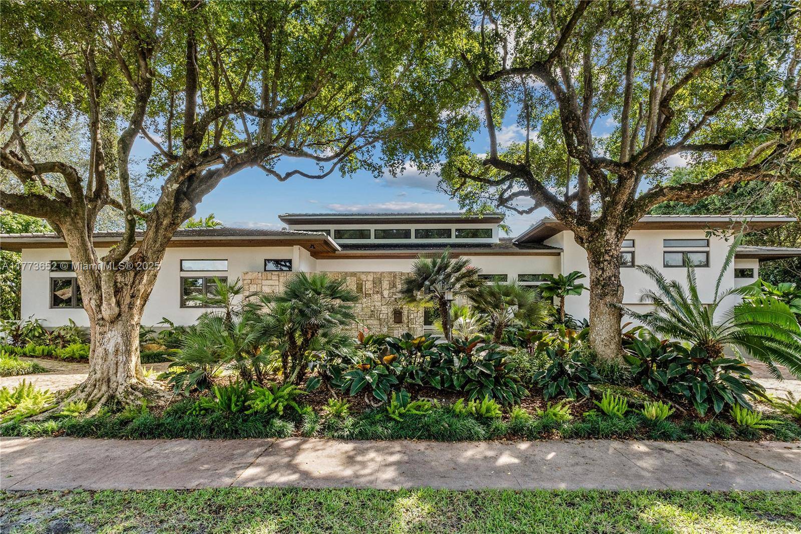 Coral Gables, FL 33146,1060 Alfonso Ave