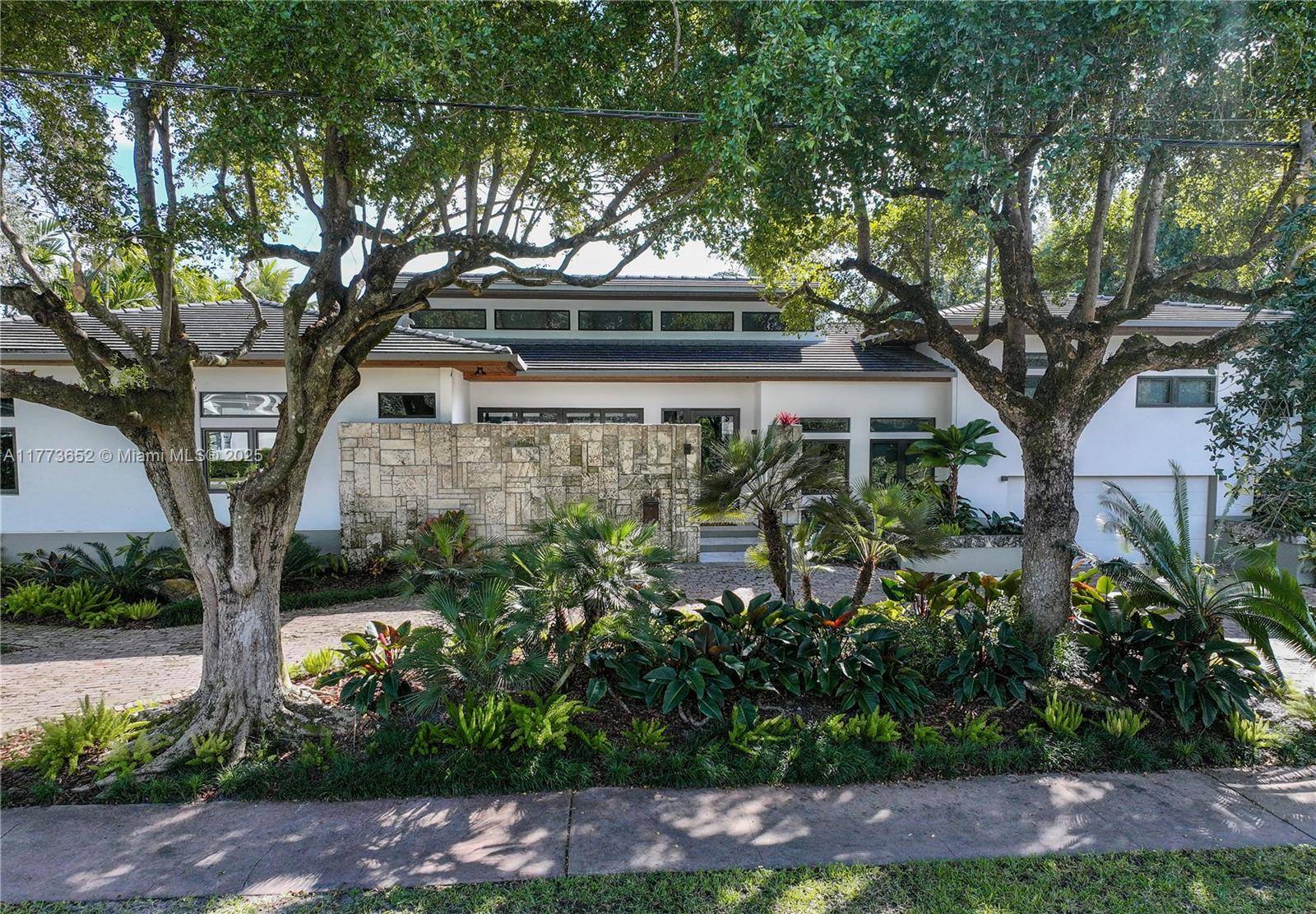 Coral Gables, FL 33146,1060 Alfonso Ave