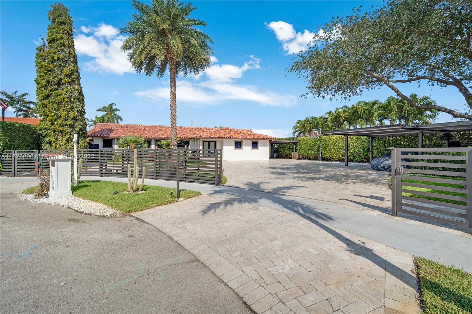 Unincorporated Dade, FL 33175,4030 SW 141st Pl