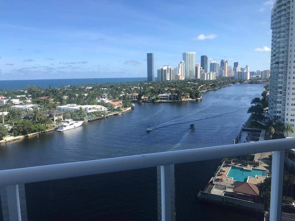 Aventura, FL 33180,20515 E Country Club Dr #1544