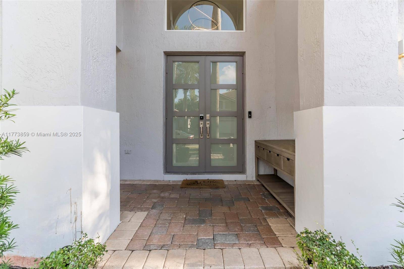 Weston, FL 33327,2426 Deer Creek Rd