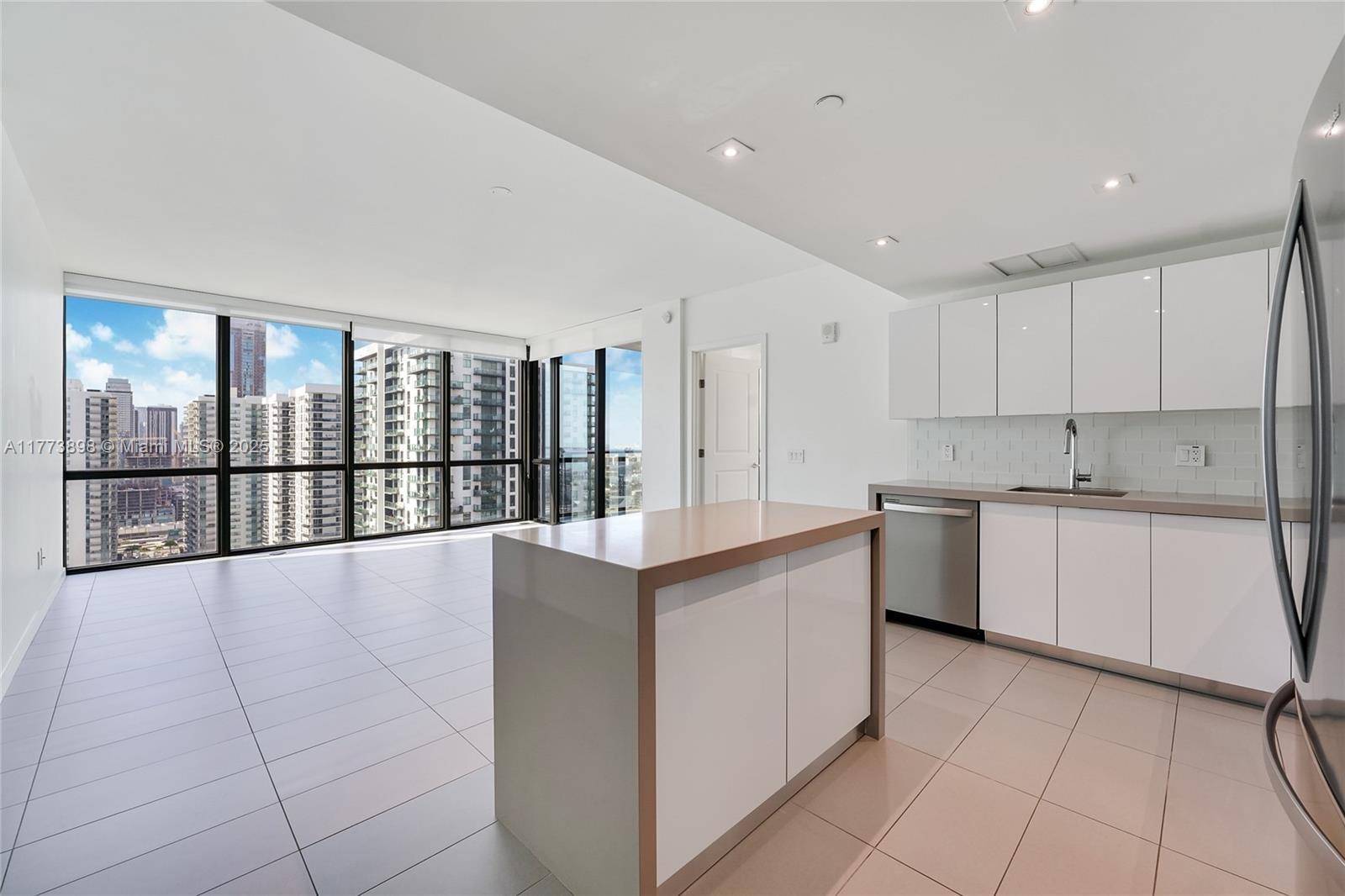 Miami, FL 33132,1600 NE 1st Ave #2810
