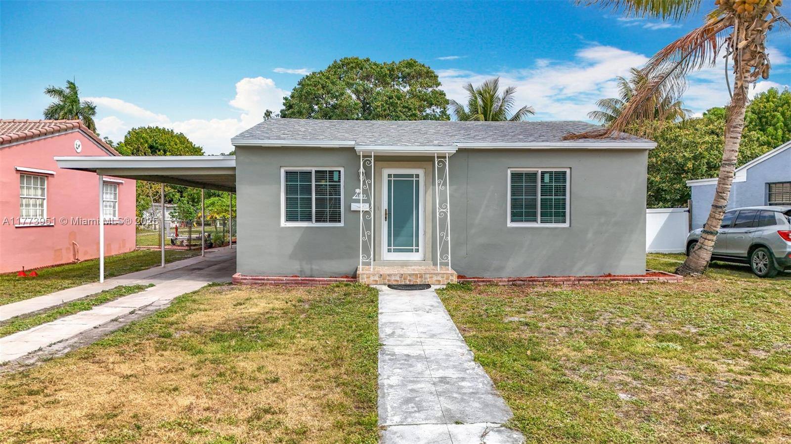 Hollywood, FL 33020,2839 Polk St