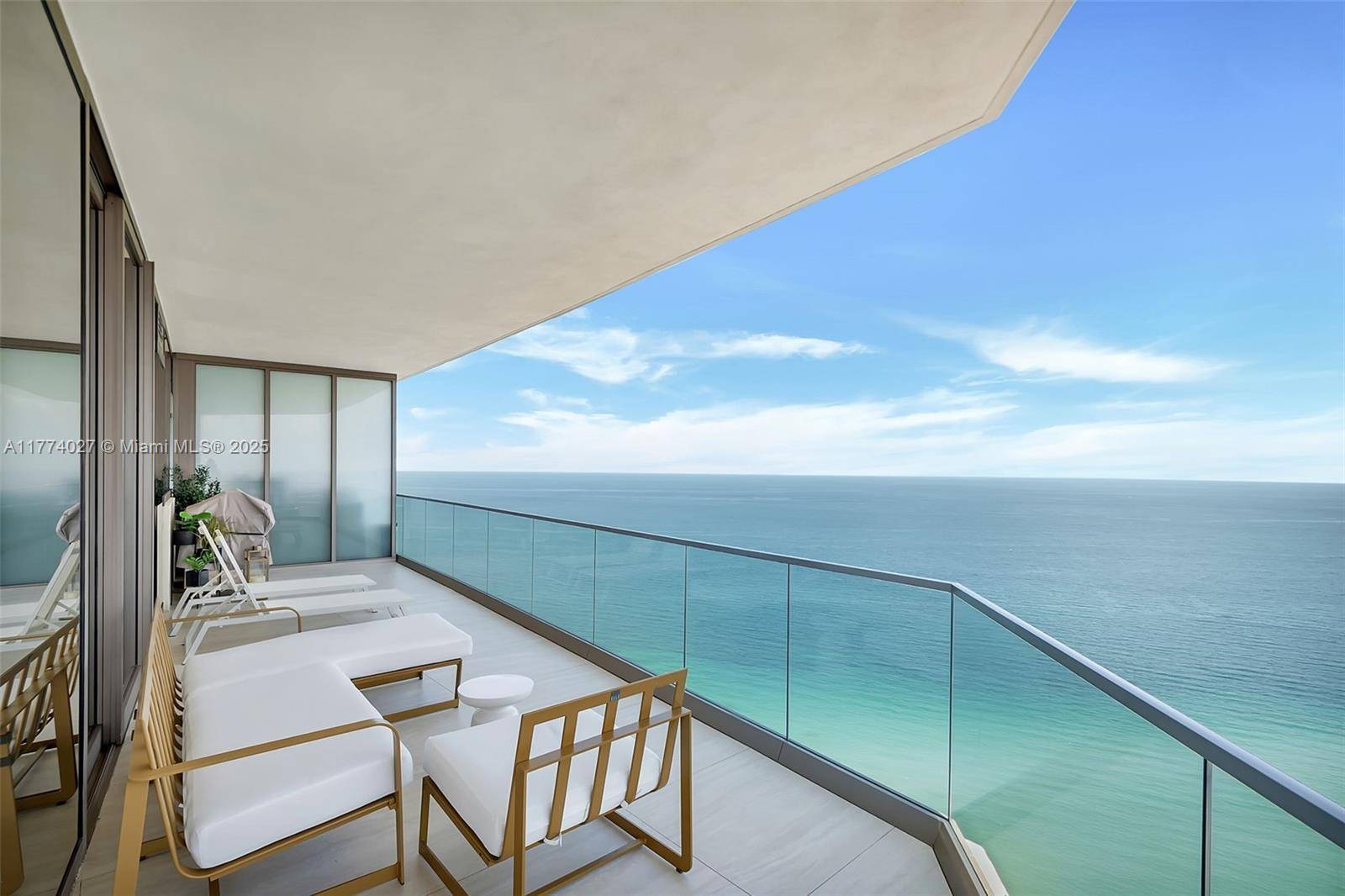 Sunny Isles Beach, FL 33160,18975 Collins Ave #3304