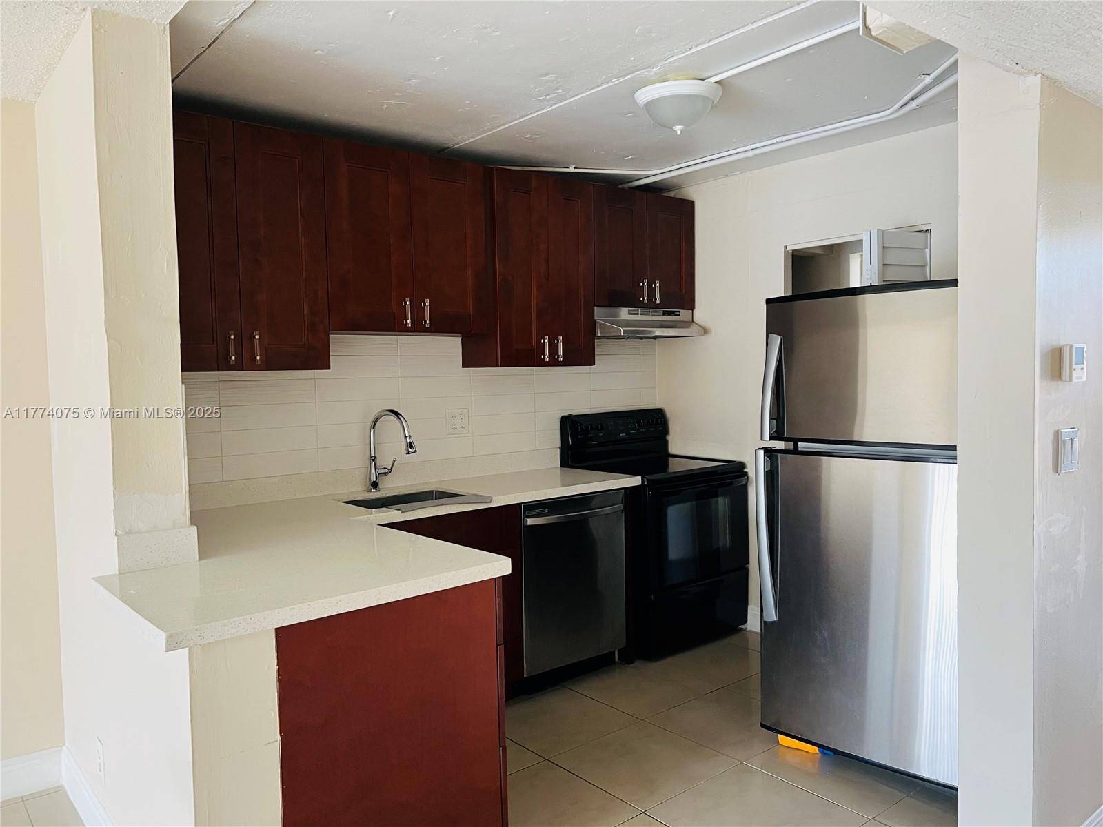 Tamarac, FL 33321,7960 N Colony Cir N #205
