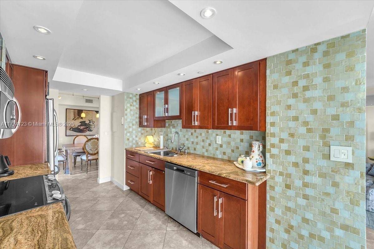 Miami, FL 33138,2000 Towerside Ter #901