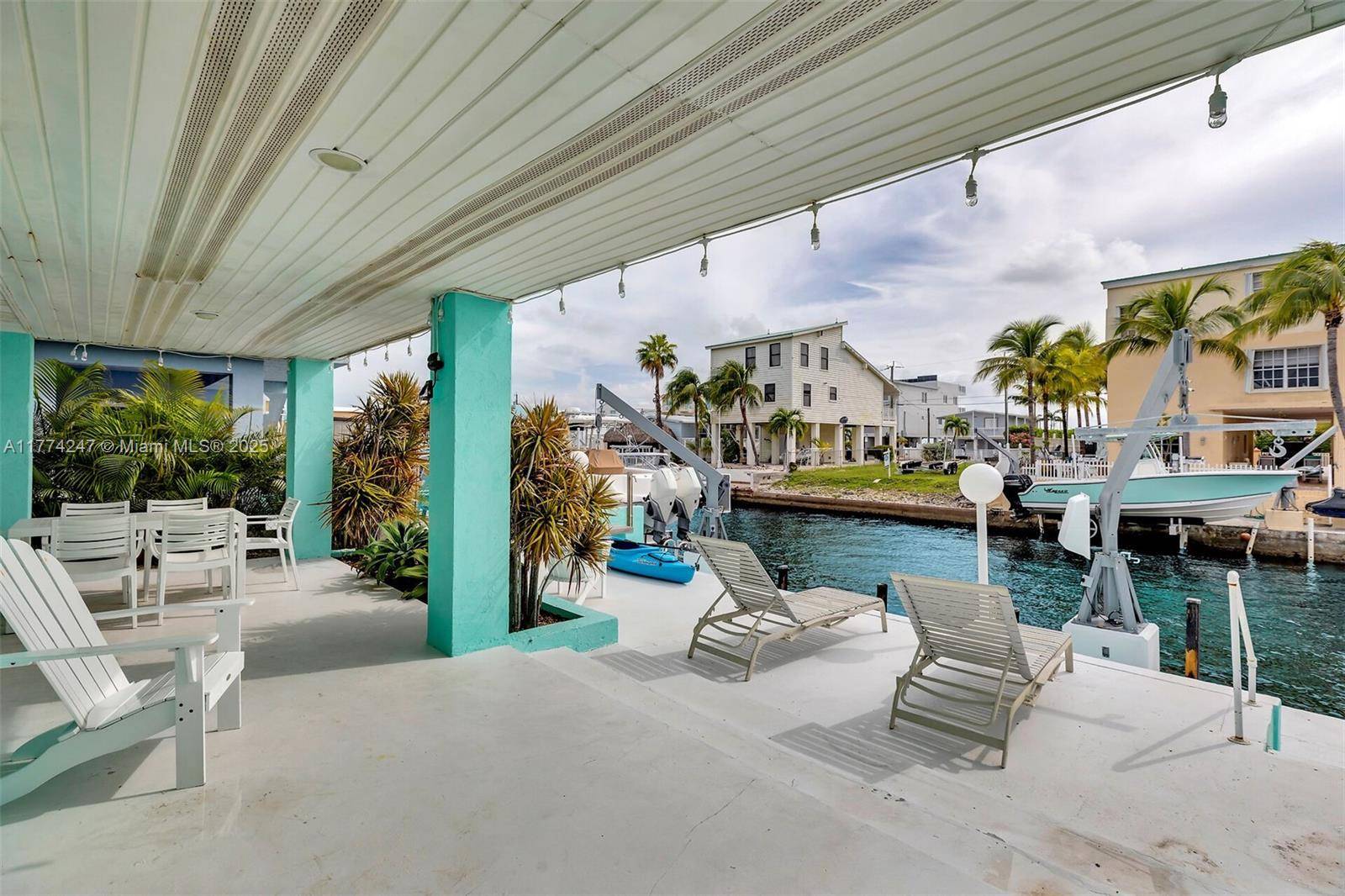 Tavernier, FL 33070,269 Burgundy Dr