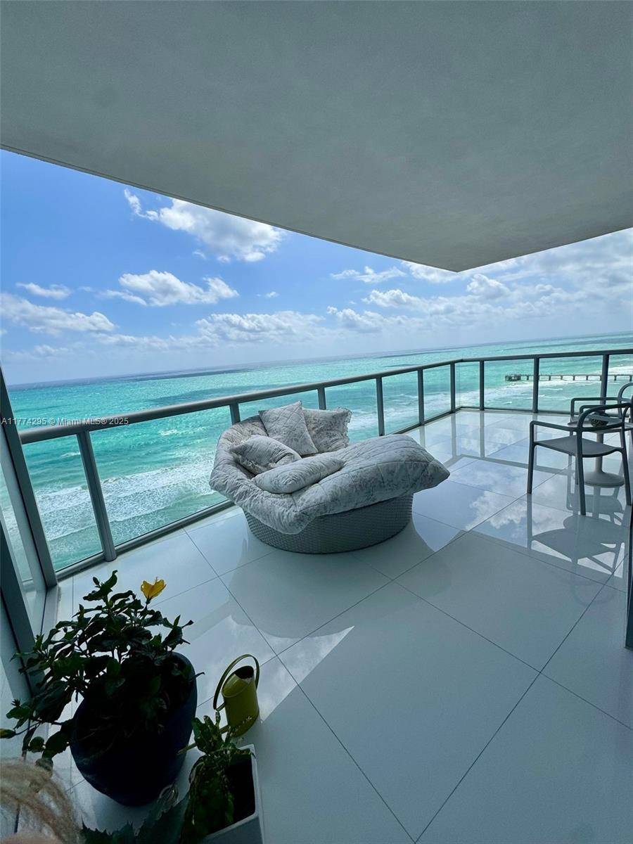 Sunny Isles Beach, FL 33160,17121 Collins Ave #1802