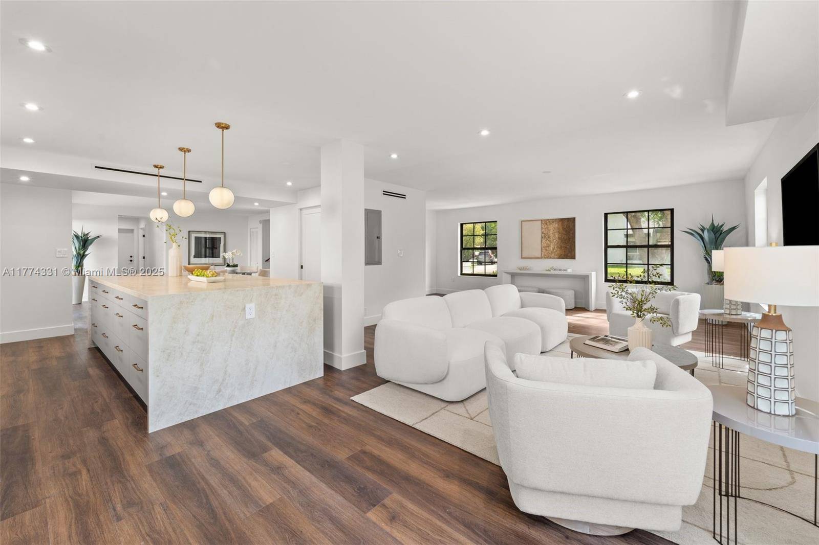 Coral Gables, FL 33146,4040 Palmarito St