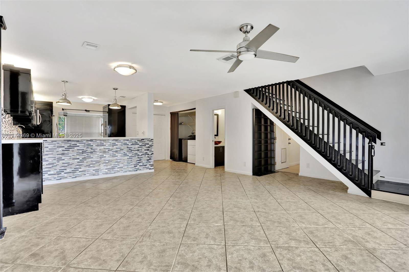 Sunrise, FL 33323,12131 NW 36th pl