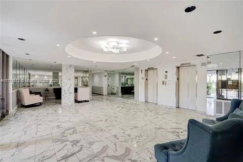 North Miami Beach, FL 33162,920 NE 169th St #404