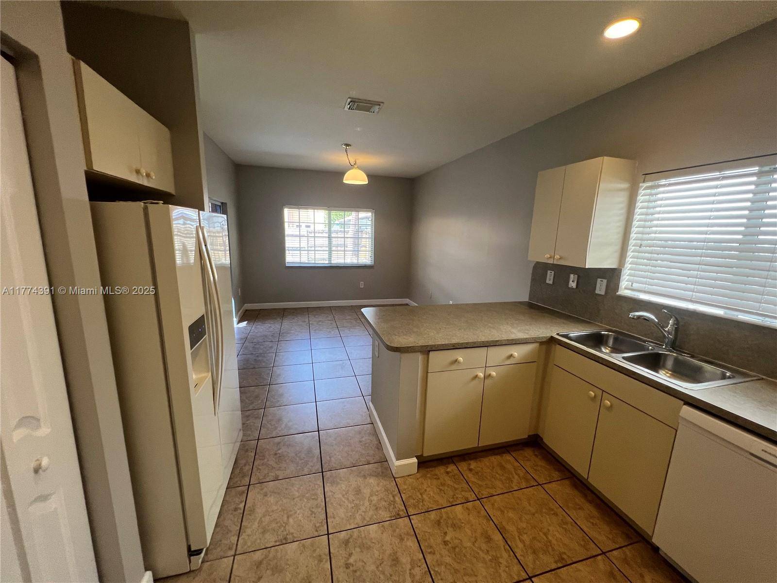 Homestead, FL 33033,2734 NE 42nd Ave