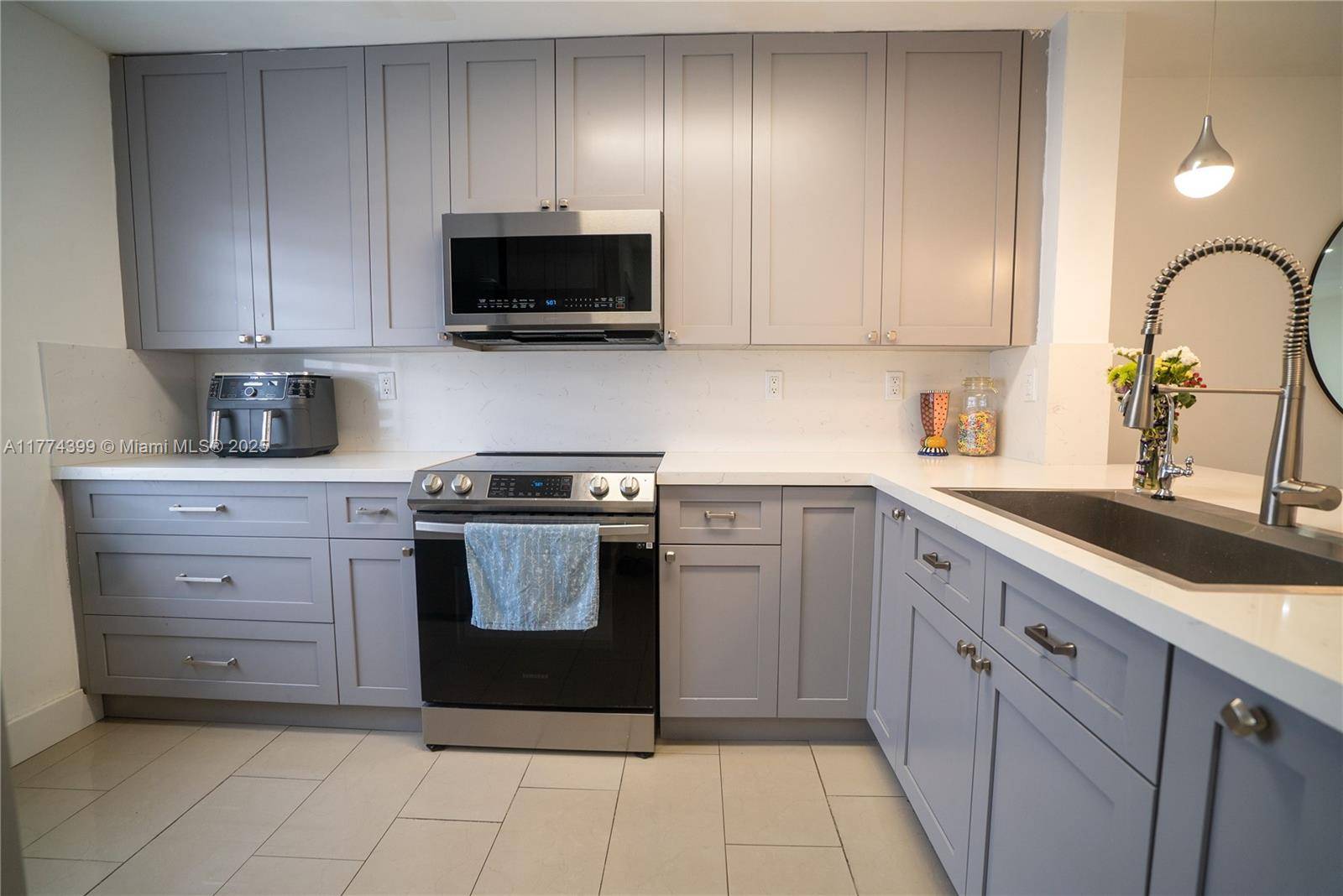 Miami, FL 33177,13906 SW 173rd Ter #13906