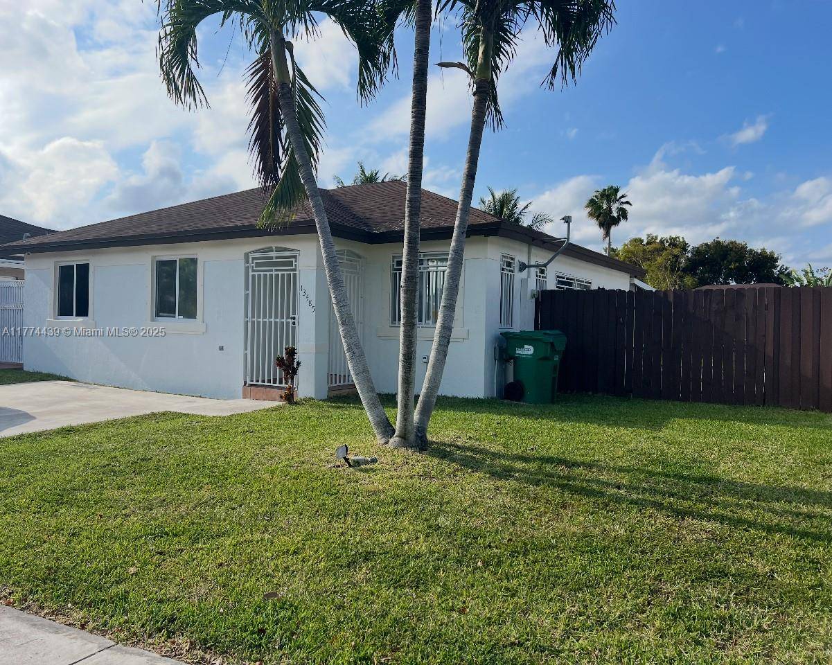 Miami, FL 33033,13485 SW 284th St