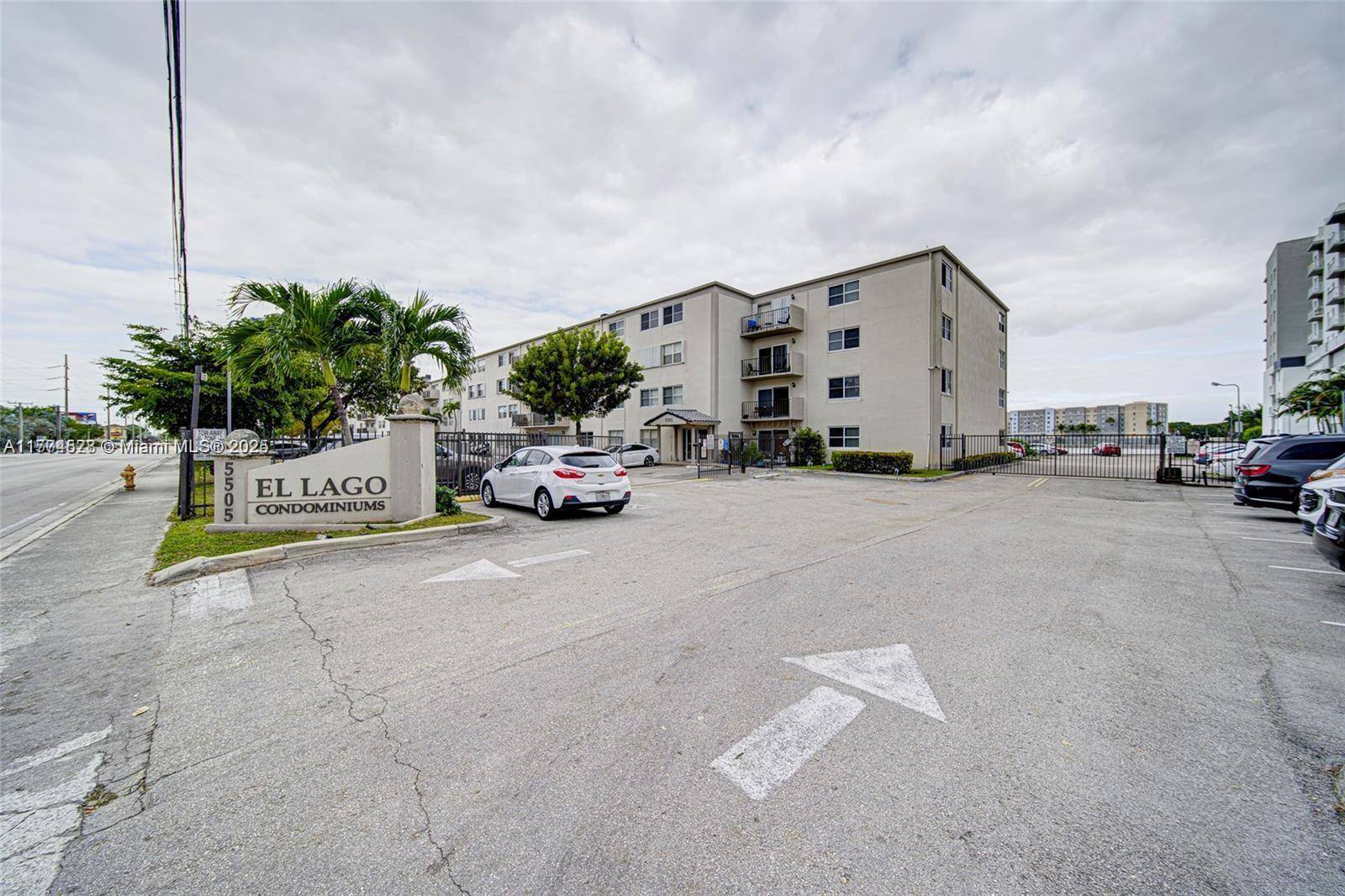 Miami, FL 33126,5501 NW 7th St #E314