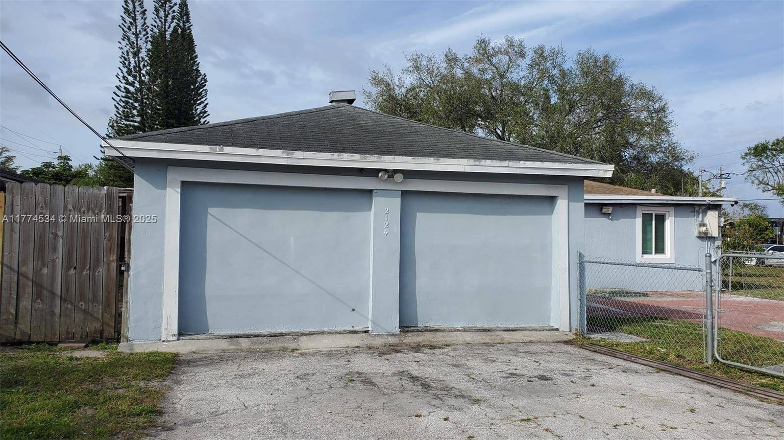 Hollywood, FL 33020,2124 Scott St #EFFICIENCY