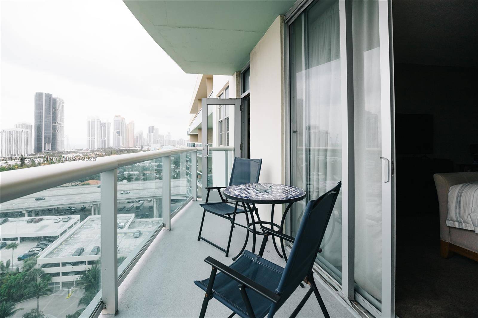 Sunny Isles Beach, FL 33160,19390 Collins Ave #1614