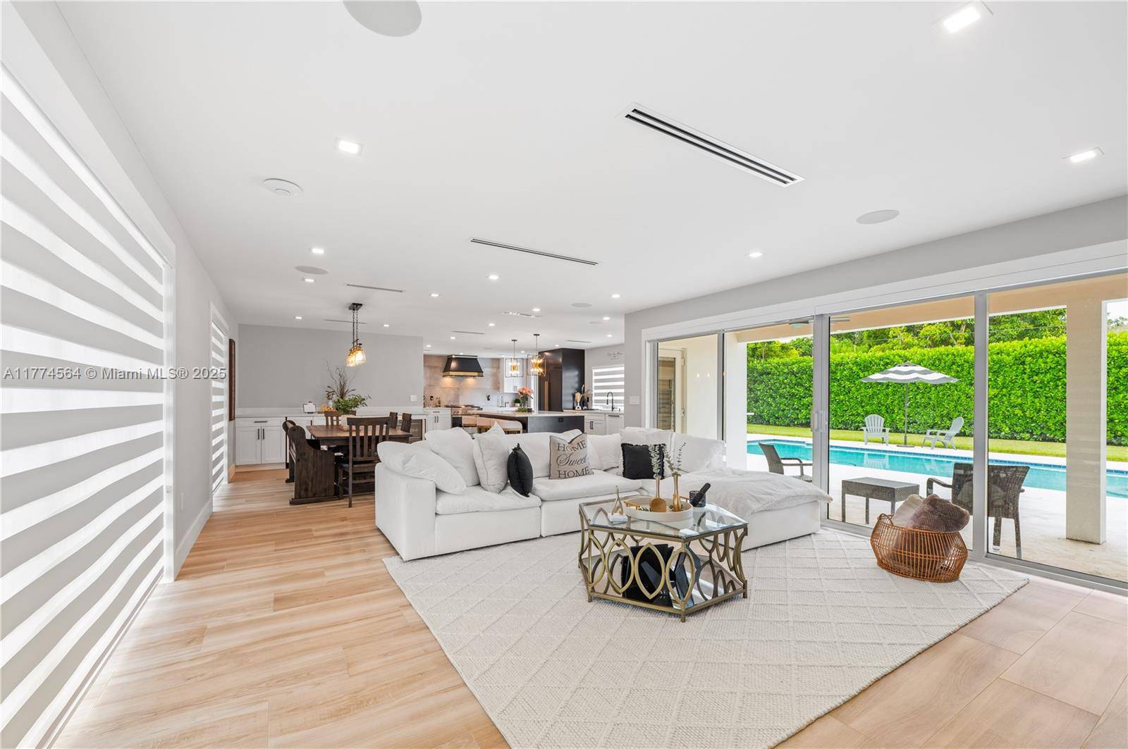 Palmetto Bay, FL 33157,8605 SW 162nd St