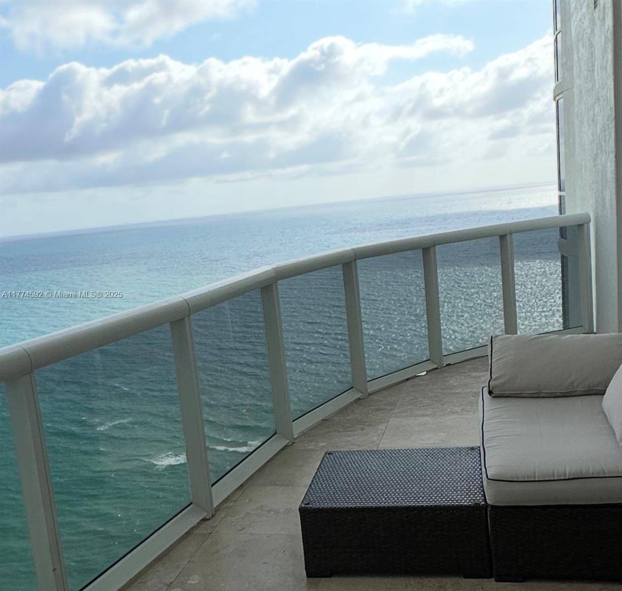 Sunny Isles Beach, FL 33160,15811 Collins Ave #2102