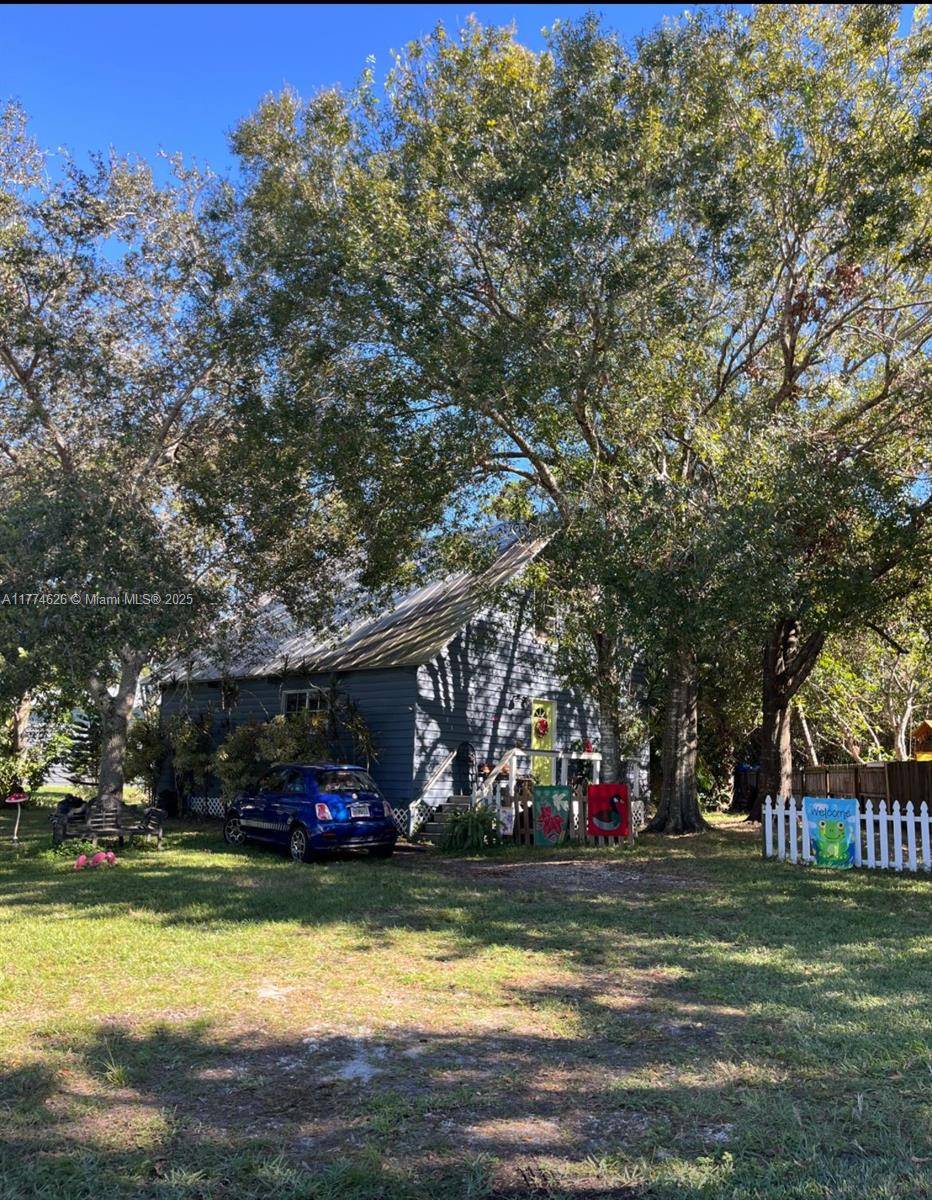 Fort Pierce, FL 34982,5508 Spruce Dr