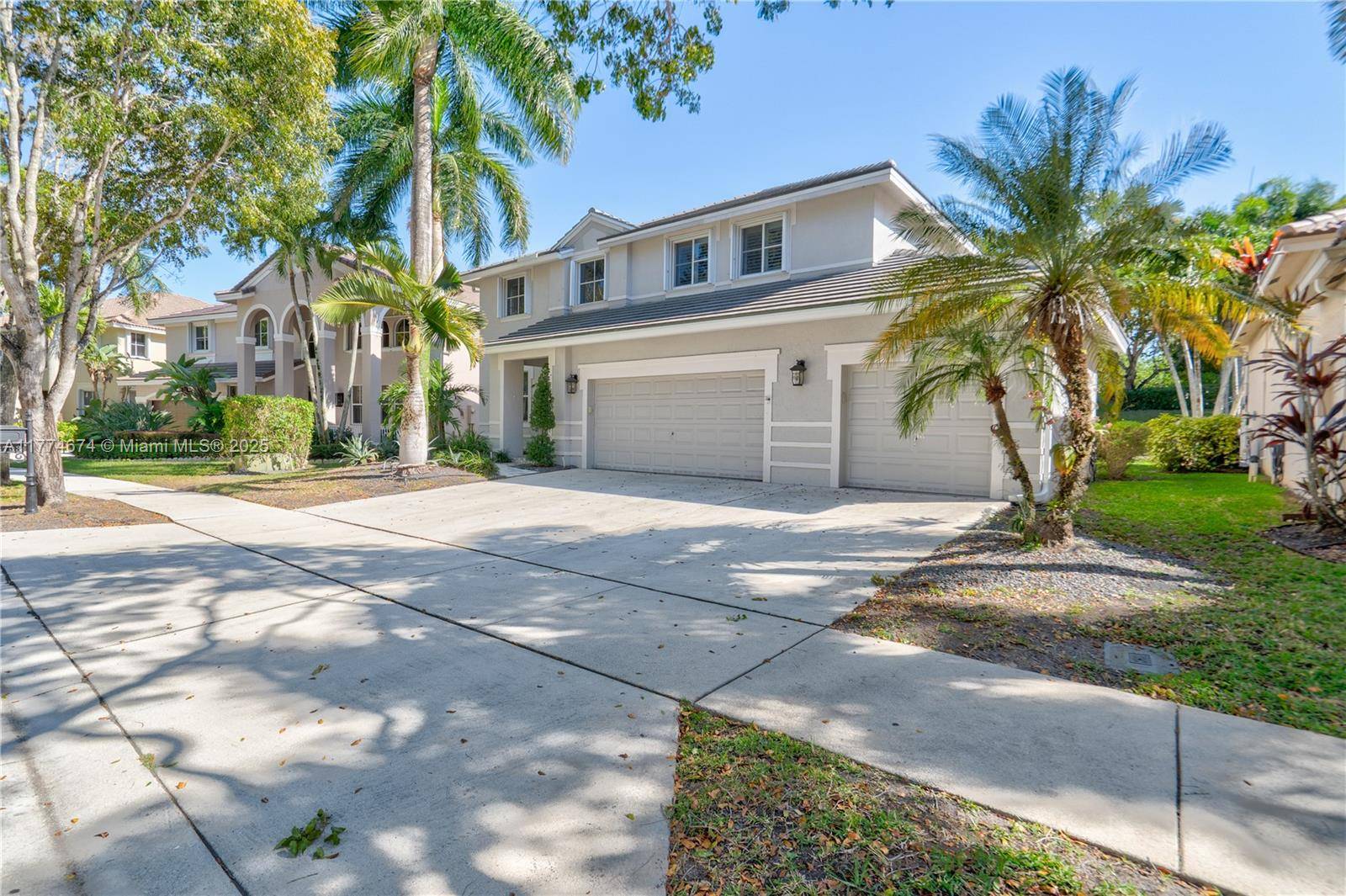 Weston, FL 33331,3703 Vista Way