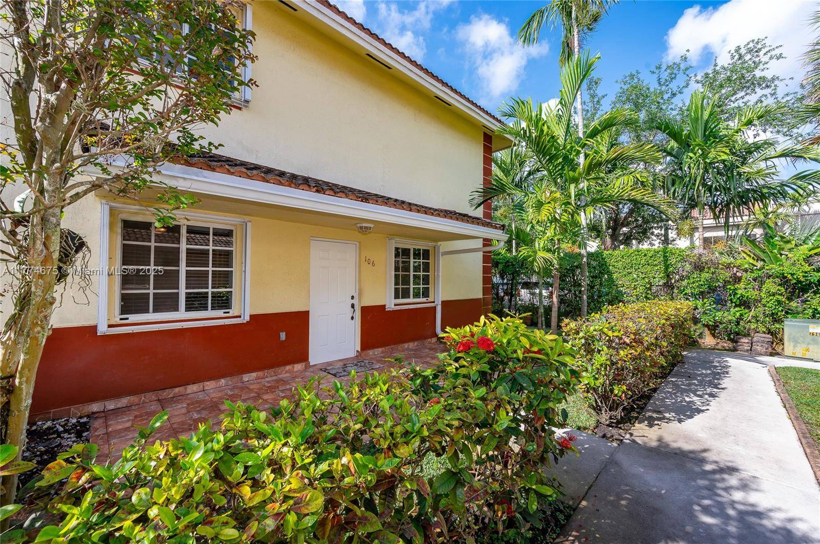 Hialeah, FL 33015,6768 NW 182nd St #106