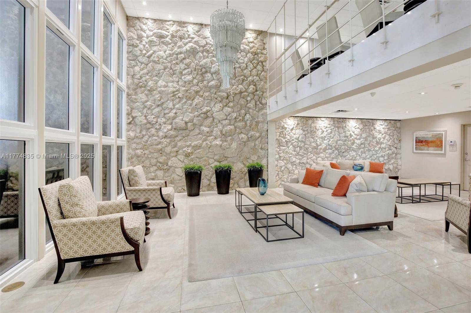 Hollywood, FL 33019,3111 N Ocean Dr #308
