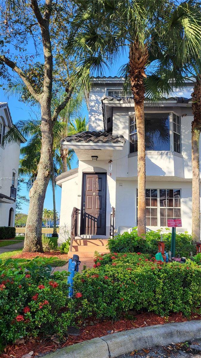Sunrise, FL 33325,755 SW 148th Ave #1101