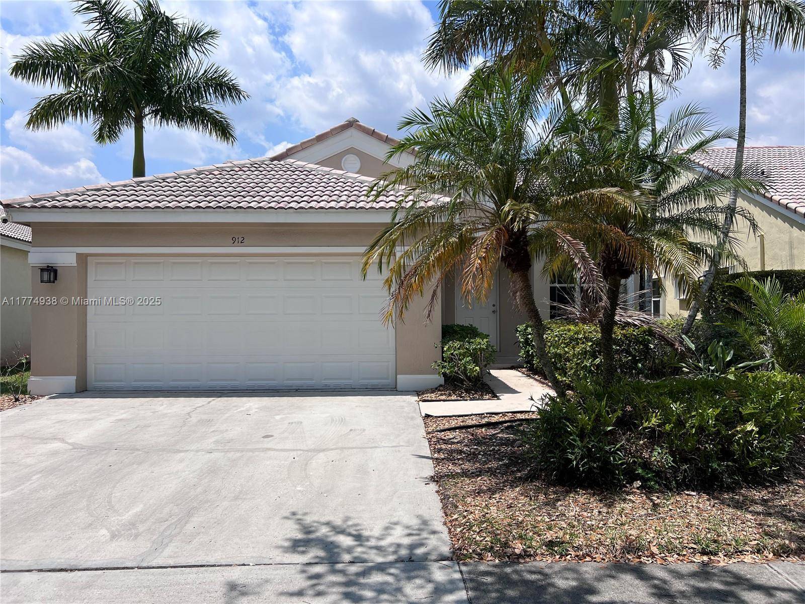 Weston, FL 33327,912 Savannah Falls Dr #912